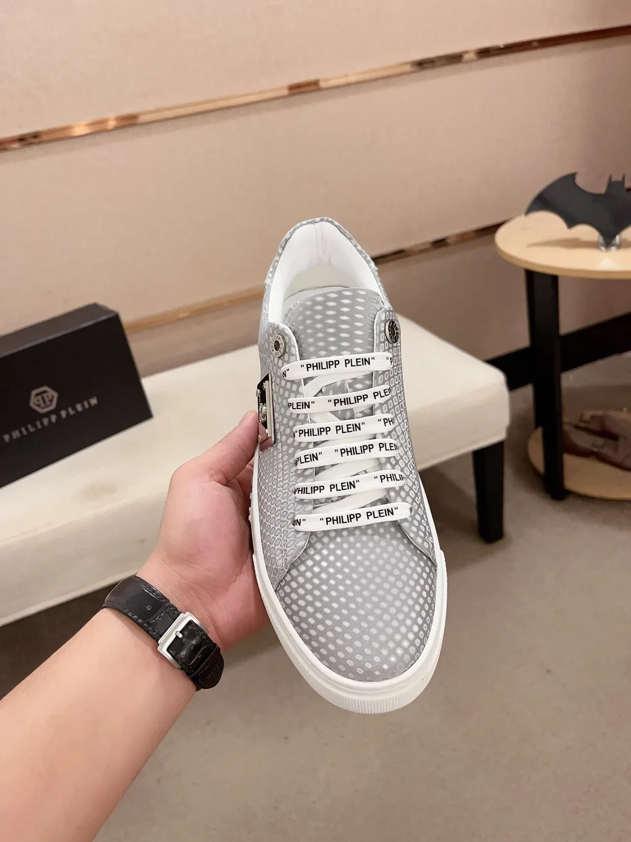 Philipp Plein Sneakers Lifestyle Gris Argent Perforées 2