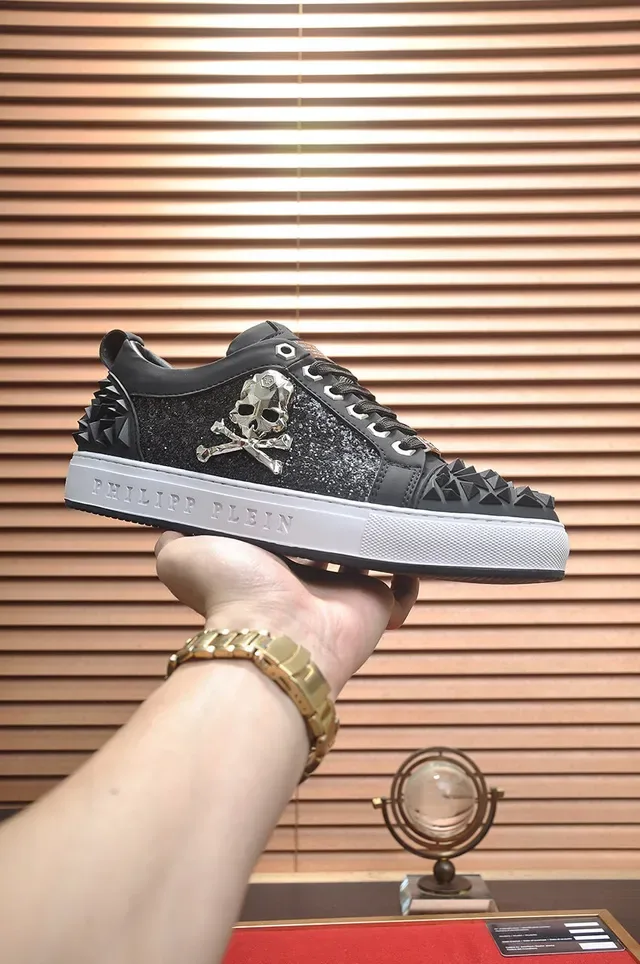 Philipp Plein Spiked Skull Embellished Black Lifestyle Sneakers 2