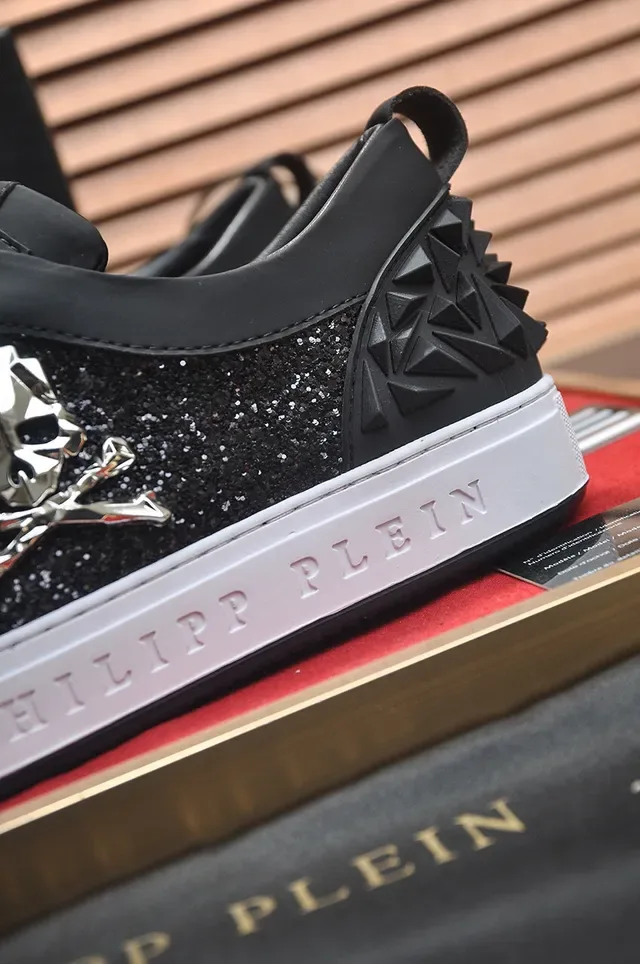 Philipp Plein Spiked Skull Embellished Black Lifestyle Sneakers 9