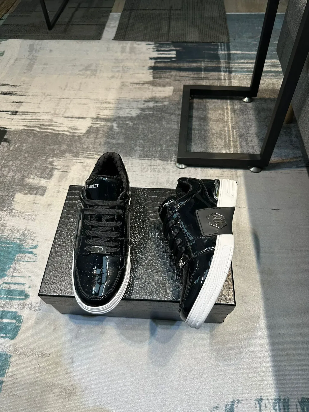 Philipp Plein Super Street Sneakers Lifestyle Noires en Cuir Patenté 4