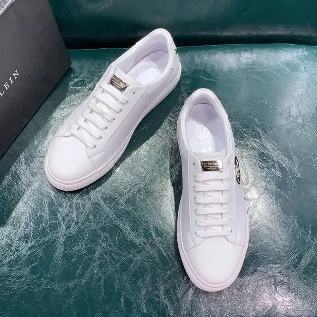 Philipp Plein Sneakers Lifestyle en Cuir Blanc et Noir avec Bande Panda-Print sur le Midsole 6