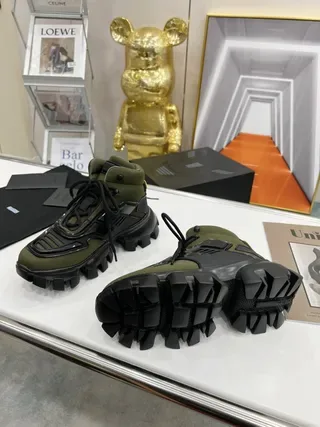 Prada Verde Ejército Negro High-Top Suela Rústica Tacón Lifestyle Sneakers 2