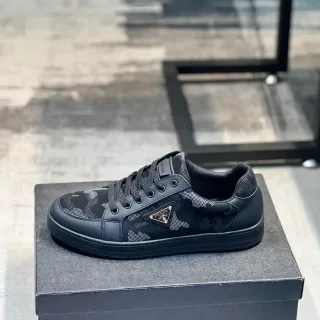 Prada Sneakers Lifestyle Noir Gris Camouflage Digital Tissu Supérieur Overlays Cuir