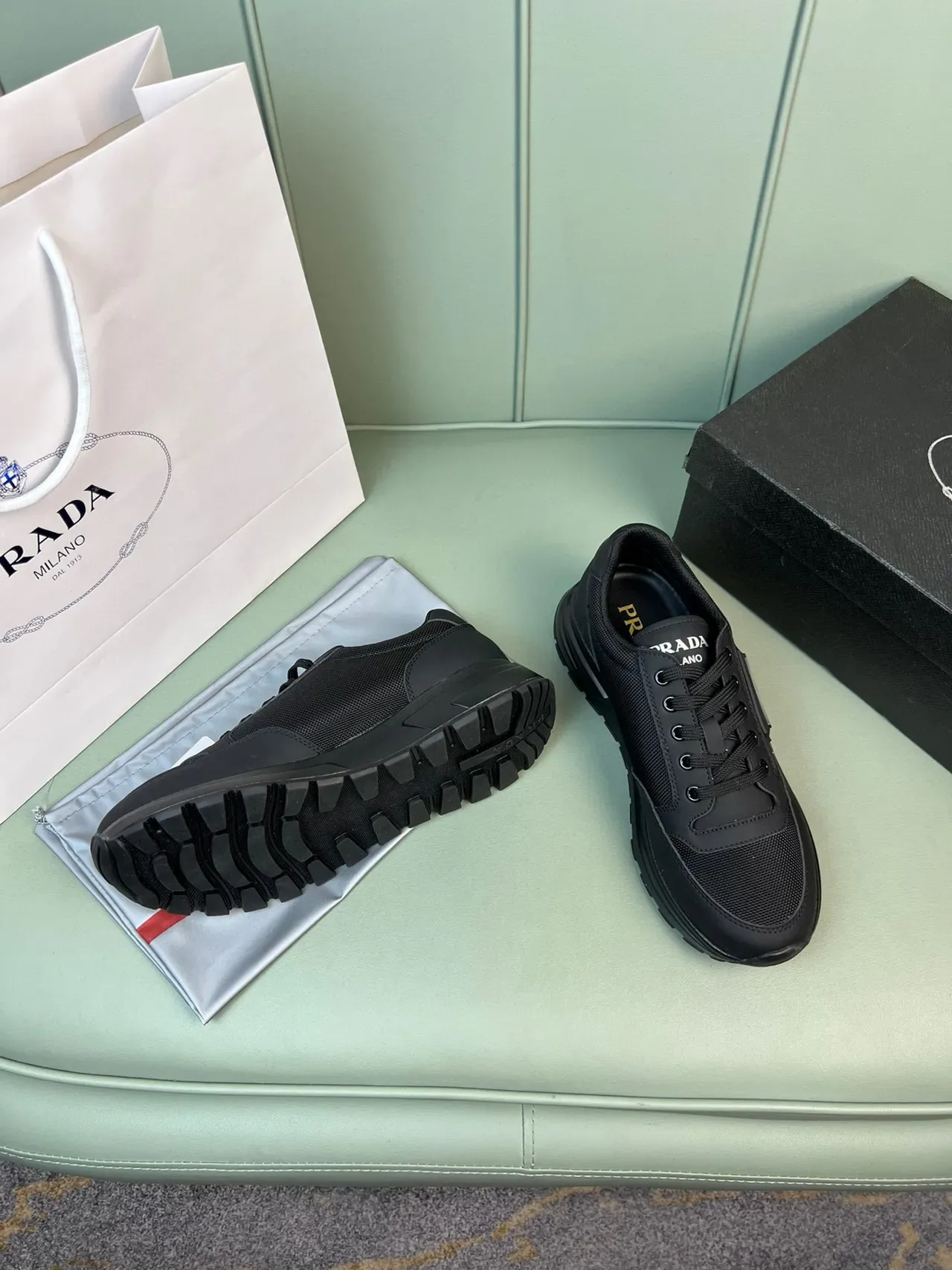 Prada কালো মেশ এন্ড সিন্থেটিক আপার লাইফস্টাইল স্নিকার্স 7