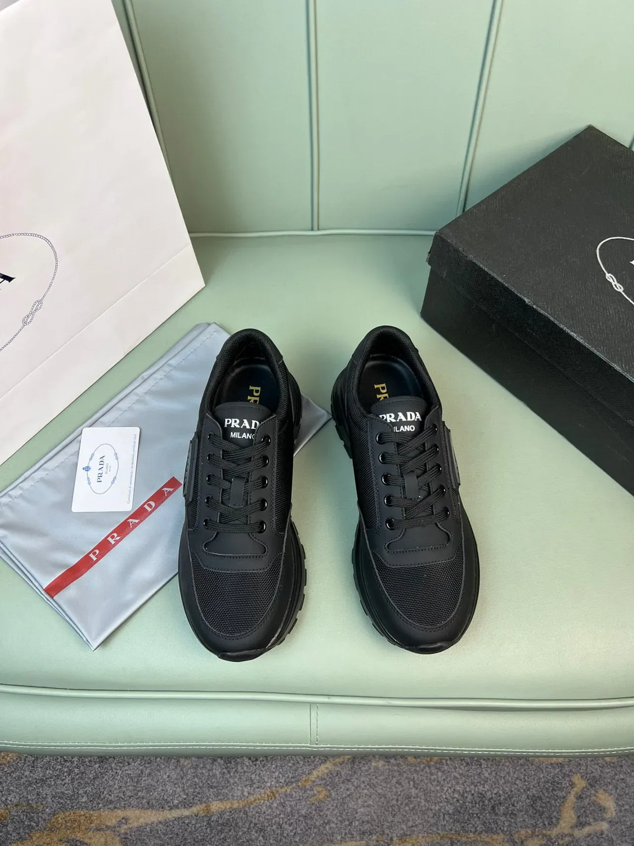 Prada কালো মেশ এন্ড সিন্থেটিক আপার লাইফস্টাইল স্নিকার্স 9