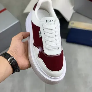 Prada Sneakers Lifestyle Bordeaux Blanc Soles Plateformes Matière Mixte