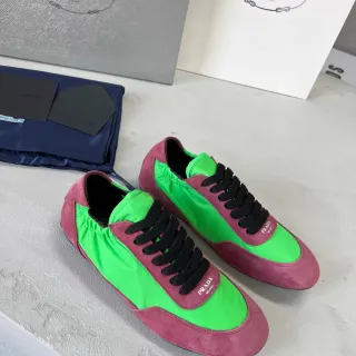 Prada Cloudbust Low أخضر ليمي و وردي غباري أسلوب الحياة حذاء