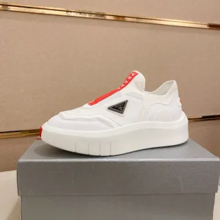 Prada Cloudbust Blancos y Rojos Zapatillas Lifestyle Slip-On