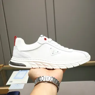 Prada Cloudbust حذاء رياضي أبيض نسيج-سويدي للأسلوب الحياتي