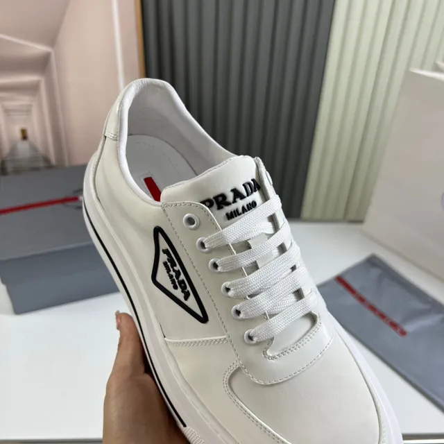 Prada Re-Edition White Leather Platform Lifestyle Sneakers 3