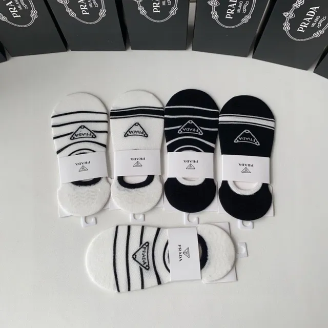 Prada Chaussettes de cheville à logo rayé 3