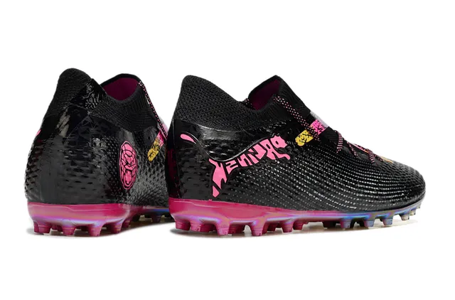 Puma Future Z Black Pink Basse Conforme à la chaussette Tige iridescente holographique Semelle gazon Chaussures de football 5