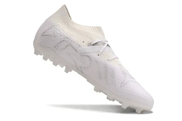 Puma White Silver Knit Upper Integrated Lacing Firm-Ground Soccer Shoes 2