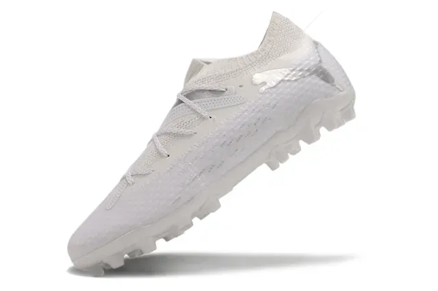 Puma White Silver Knit Upper Integrated Lacing Firm-Ground Soccer Shoes 3