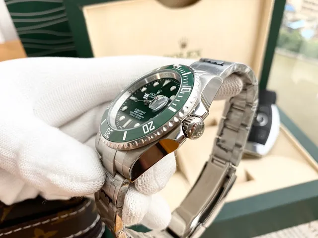 Rolex Submariner Green Dial and Bezel Mechanical Watch 4
