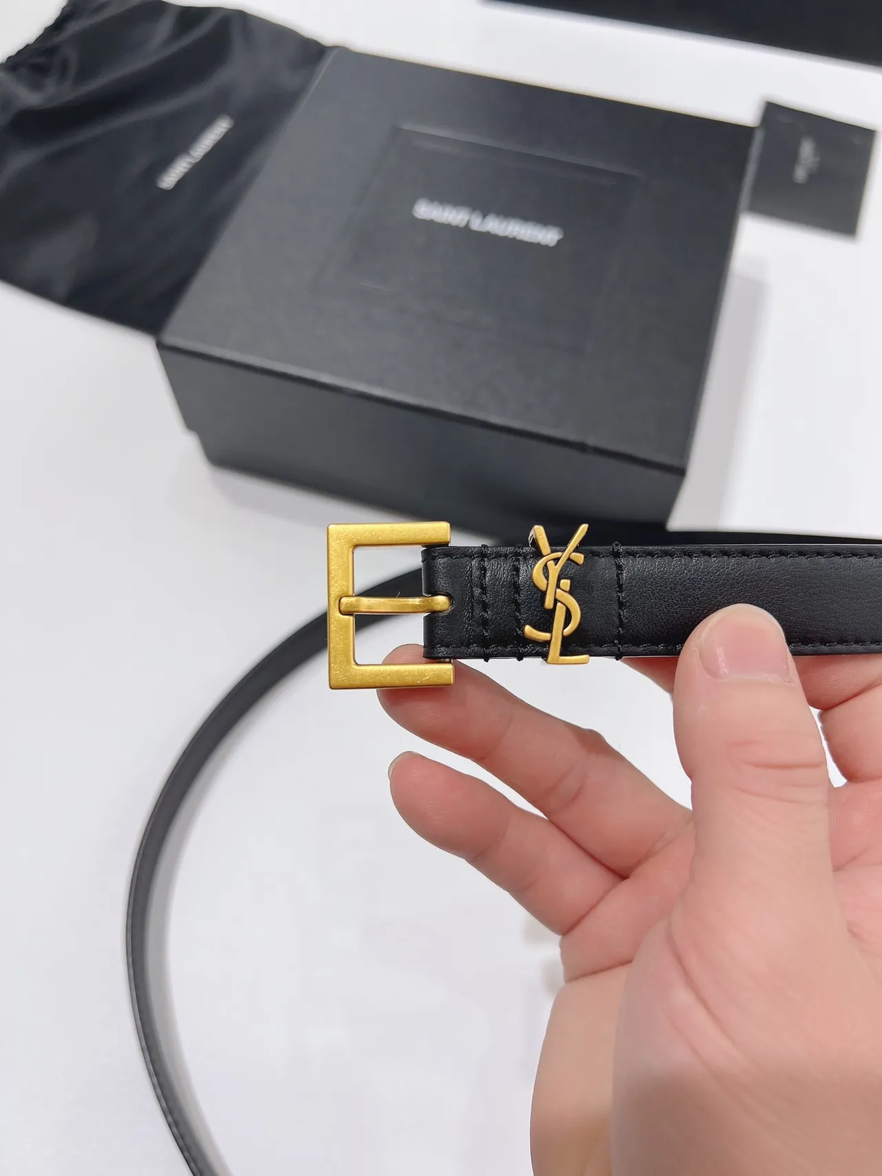 Saint Laurent Monogram ceinture noir or lisse YSL boucle cuir ceinture 6