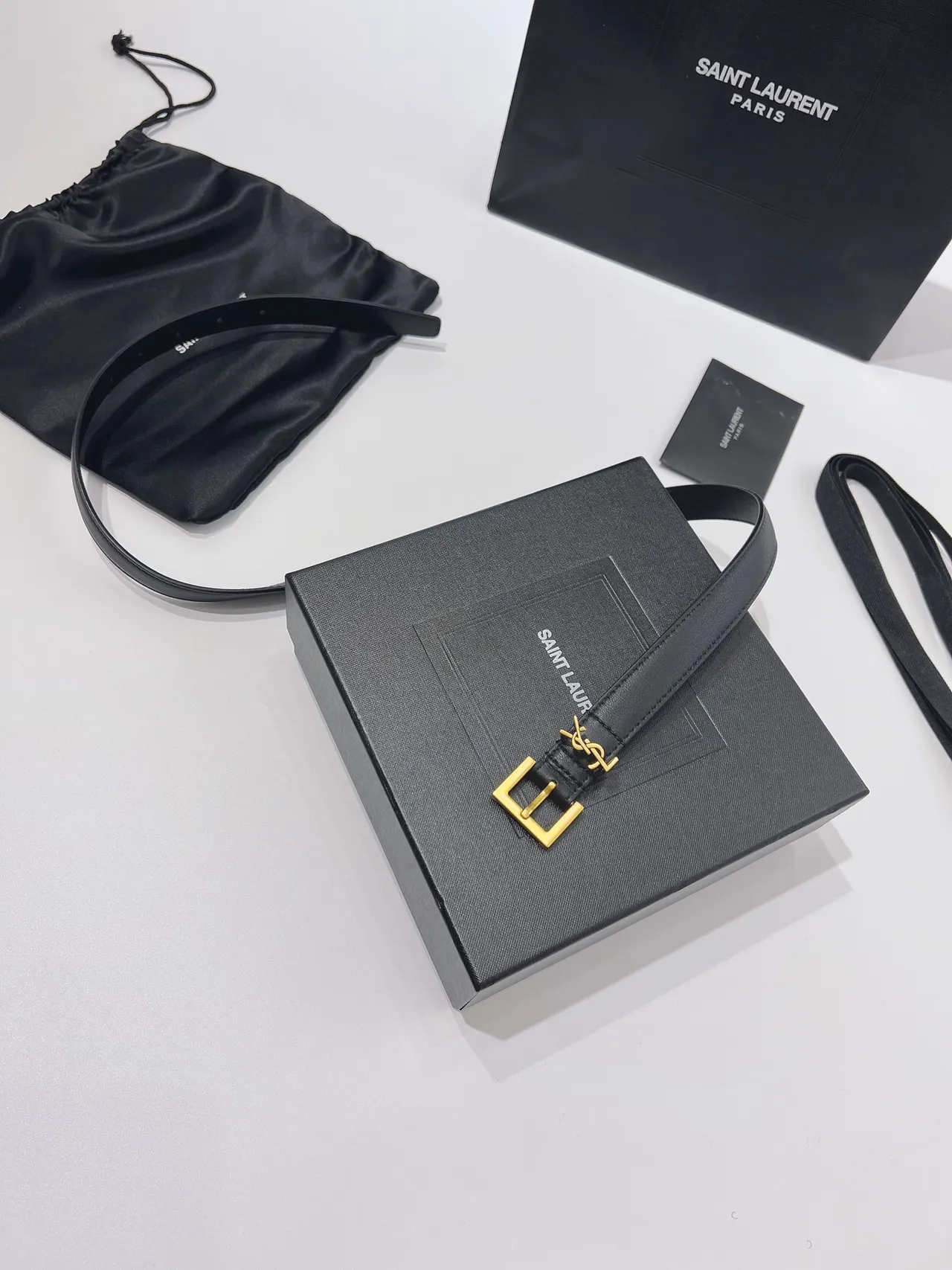 Saint Laurent Monogram ceinture noir or lisse YSL boucle cuir ceinture 7