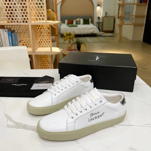 Saint Laurent SL/10 Tênis Lifestyle Branco Bordado 9