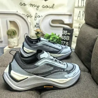 Salomon Gray Black Mesh-and-Synthetic Upper Sculpted Dual-Density Midsole Running Shoes