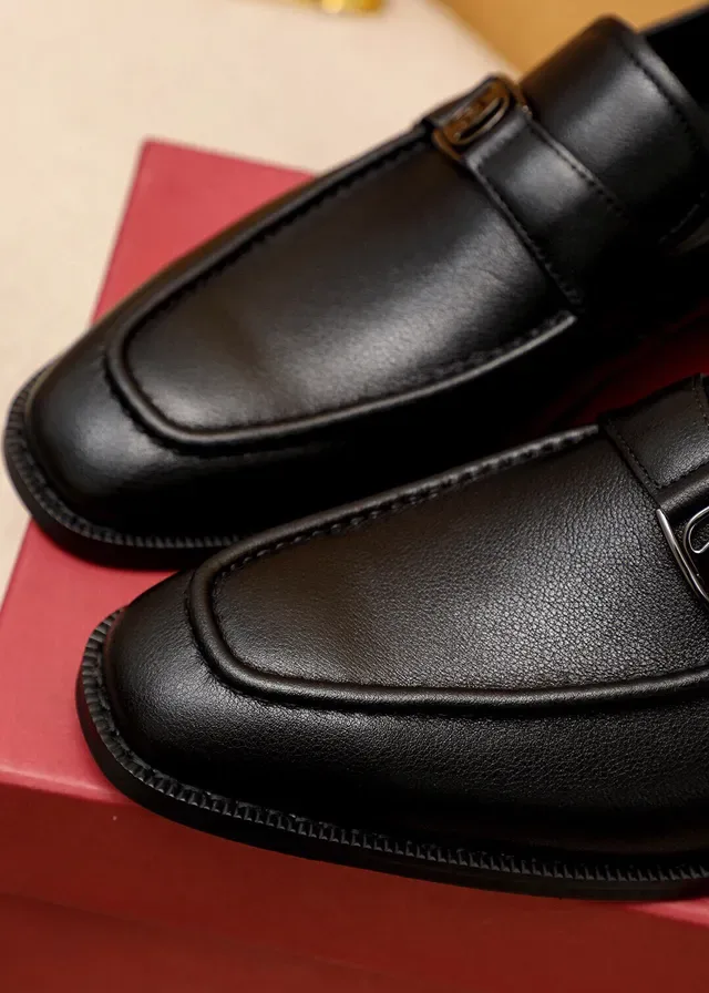 Salvatore Ferragamo Gancini Loafer Black Leather Loafers 5