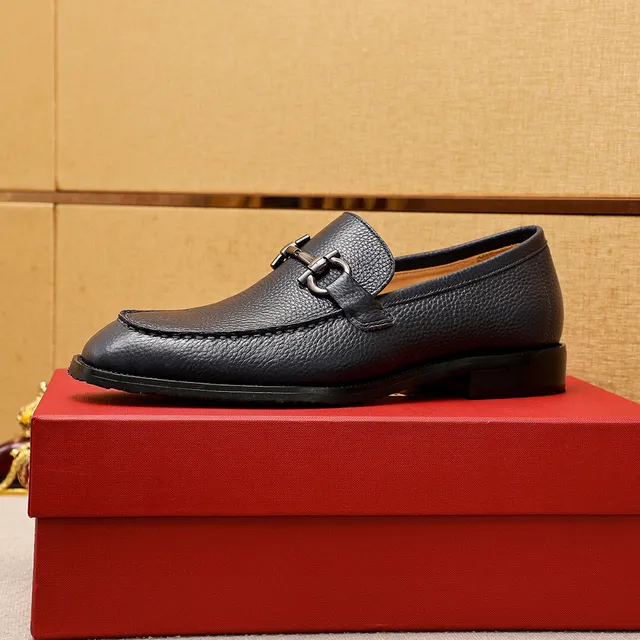 Salvatore Ferragamo Gancini Mocassin Marine Cuir grainé Slip-On Mocassin 4
