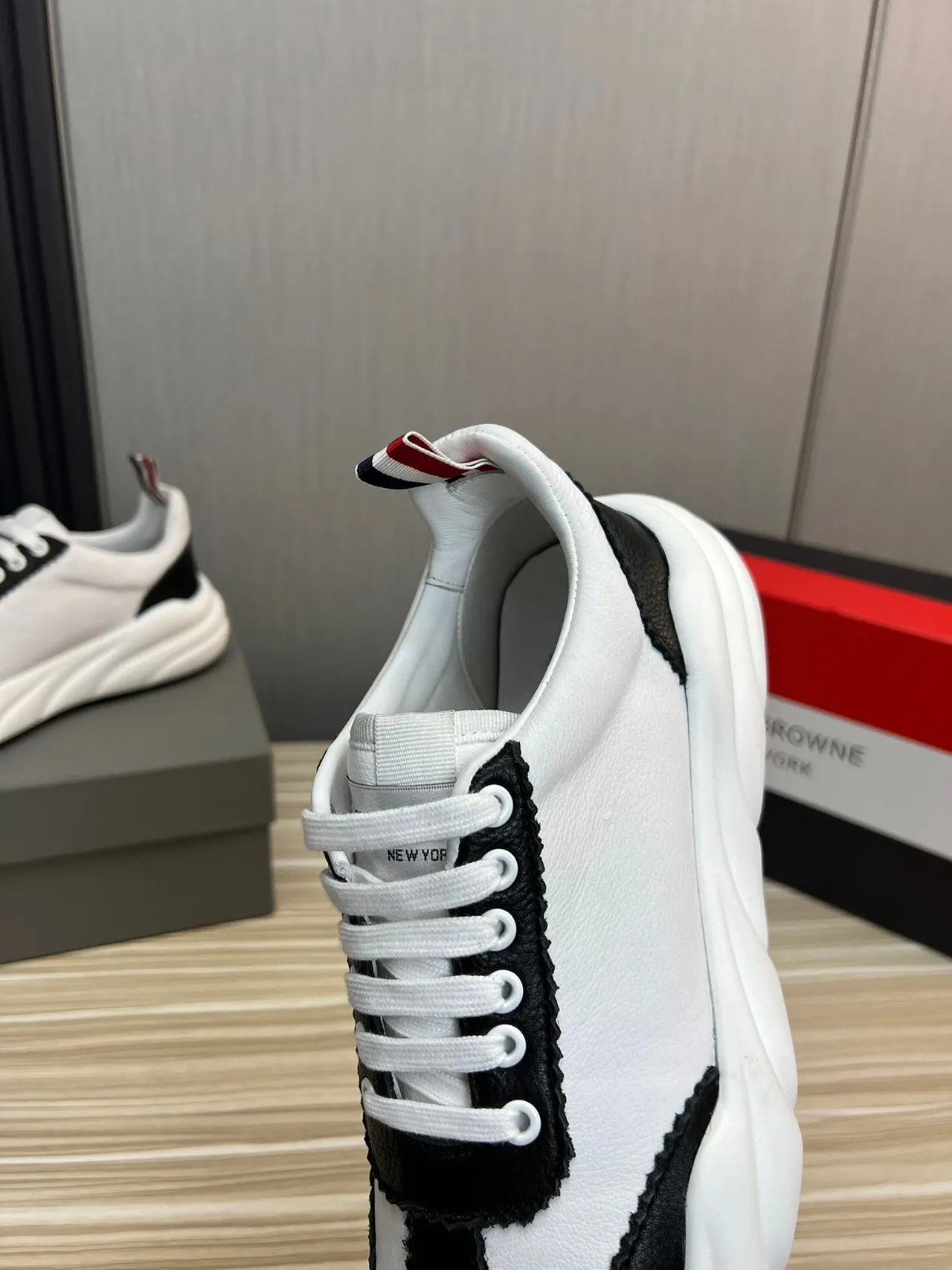 Thom Browne Runner Two-Tone Leather Chunky Sneaker 6