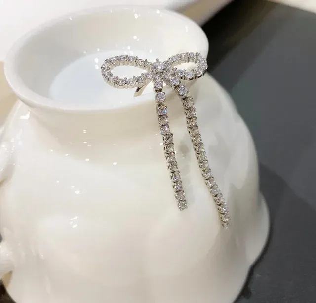 Tiffany & Co. Return to Bow Broche Argent Transparente Pavé-Set Détail de Queue Pendante 5