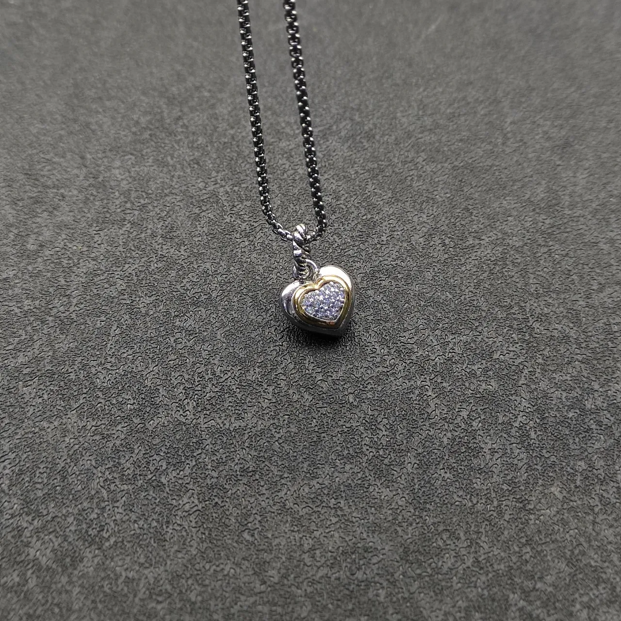Tiffany & Co. Retorno a Silver Gold Pendente de Coração Acanalado Pavé Cristal Incrustado Colar 4