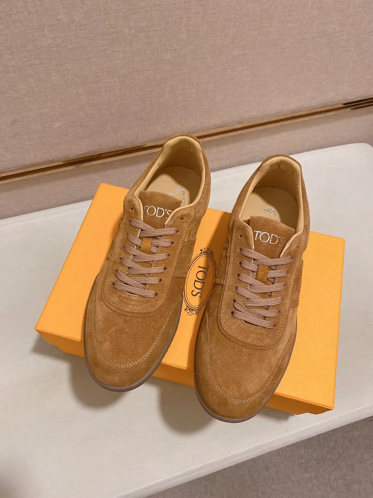 Tod's Gommino Brown Beige Suede Upper Low-Top Lifestyle Sneakers 4