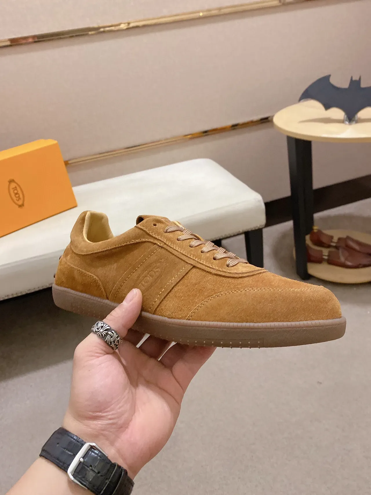 Tod's Gommino Brown Beige Suede Upper Low-Top Lifestyle Sneakers 7