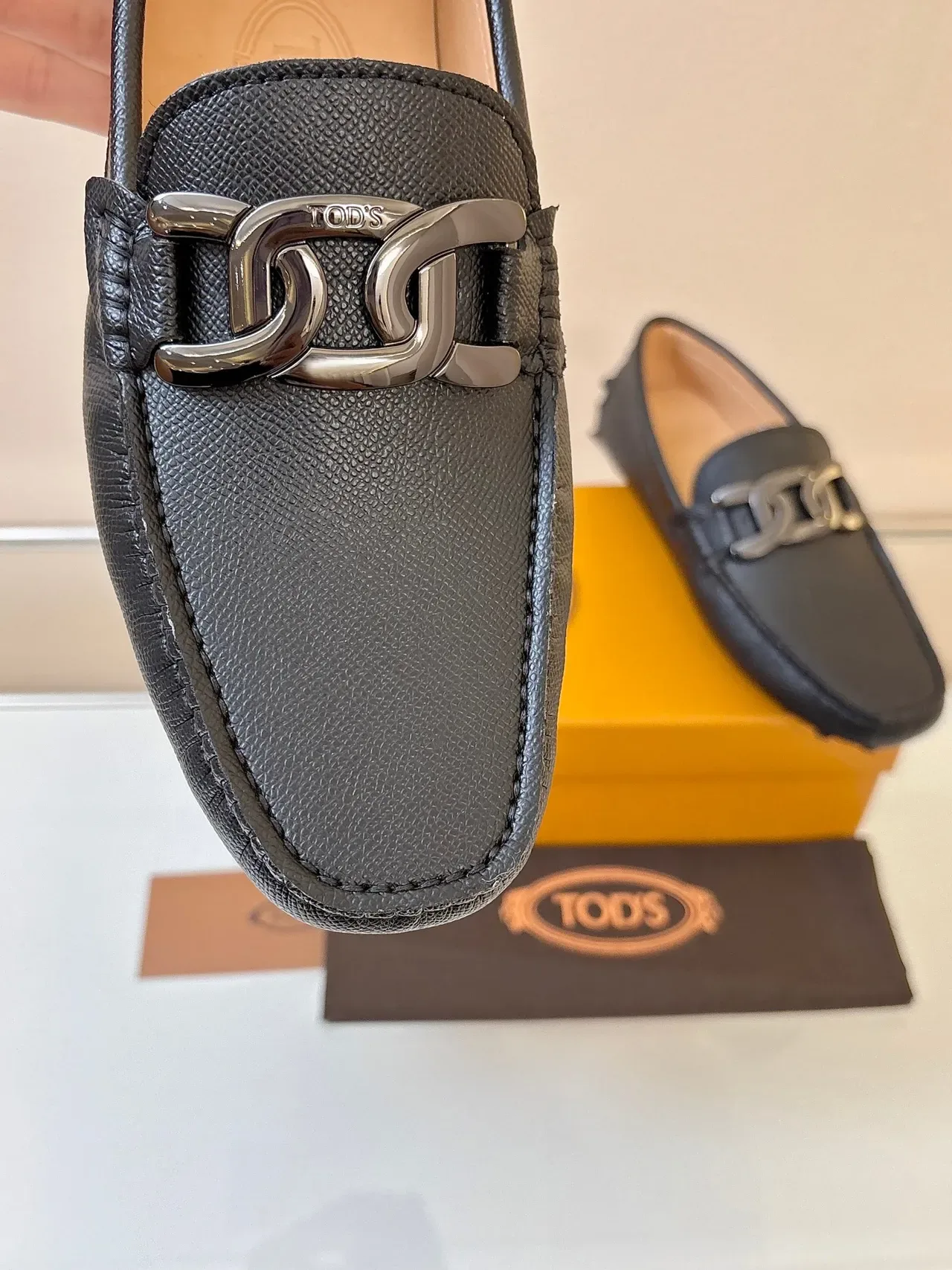 Tod's Gommino Loafer Couro Texturizado Preto Sola Pebble Mocassins 3