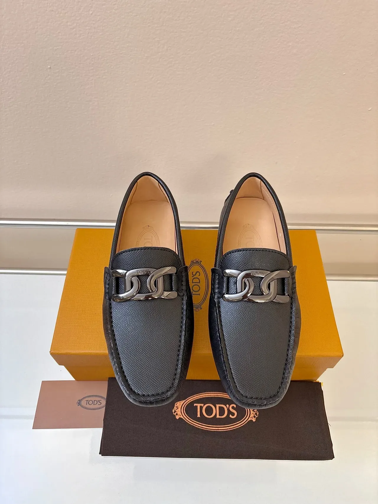 Tod's Gommino Loafer Couro Texturizado Preto Sola Pebble Mocassins 6