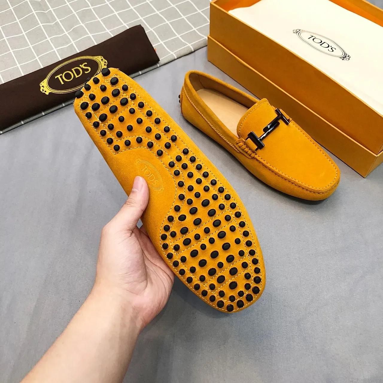 Tod's Horsebit Loafer Jaune Moutarde Suède 2