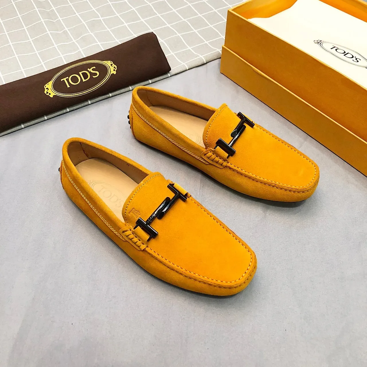 Tod's Horsebit Loafer Jaune Moutarde Suède 5