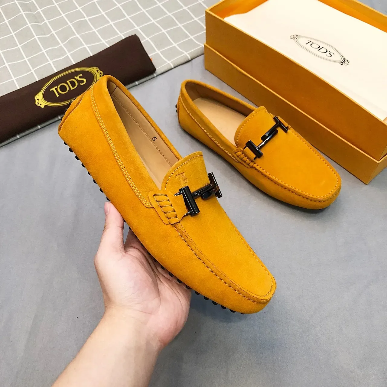 Tod's Horsebit Loafer Jaune Moutarde Suède 9