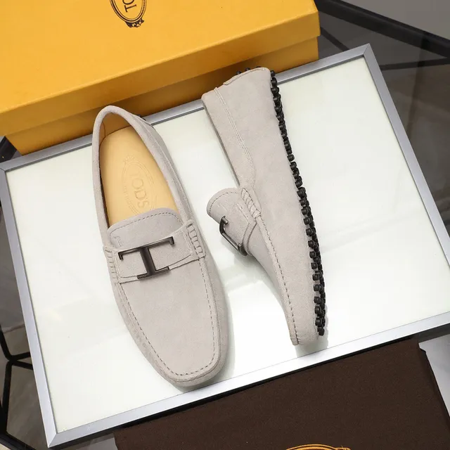 Tod's Gommino Loafer Bege Camurça H-Bar Buckle Mocassins 9