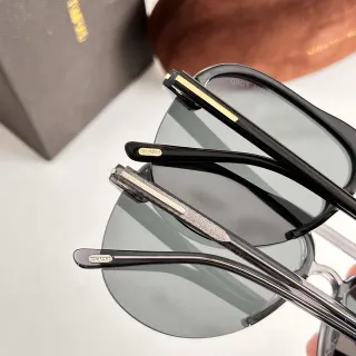 Tom Ford Double-Bar Temple Black Gold Temples Metal Inlay Sunglasses