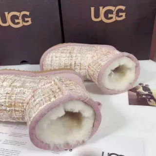 UGG 米色粉色粗花呢织物上部针织袜口雪靴