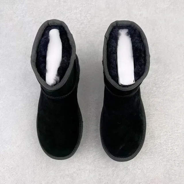 UGG Black Platform Sole Suede Upper Snow Boots 2