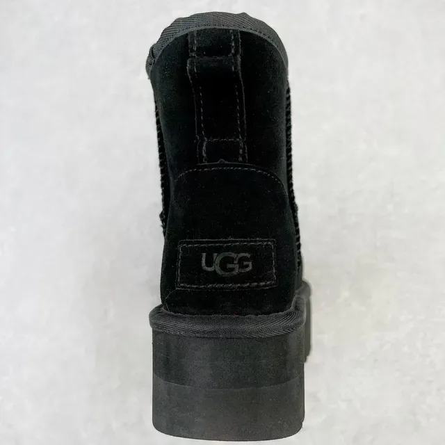 UGG Black Platform Sole Suede Upper Snow Boots 8