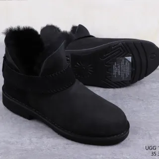 UGG काला सूड ऊपरी शीयरलिंग-लाइन्ड स्नो बूट्स