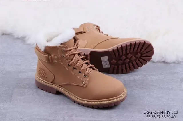 UGG Brown White Lace-Up Shearling-Lined Ankle Boots 9