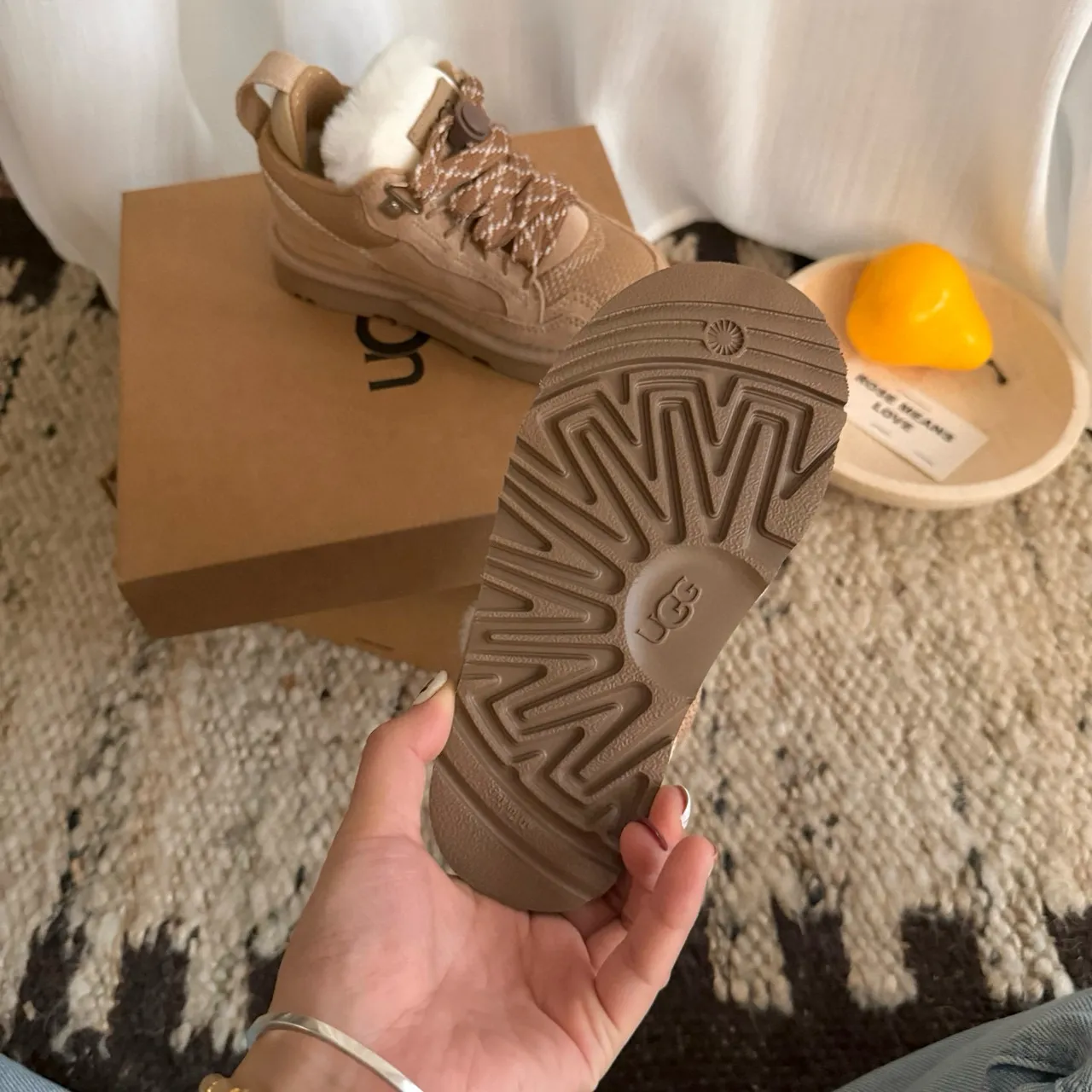 UGG Brown White Lace-Up Shearling-Lined Snow Boots 6
