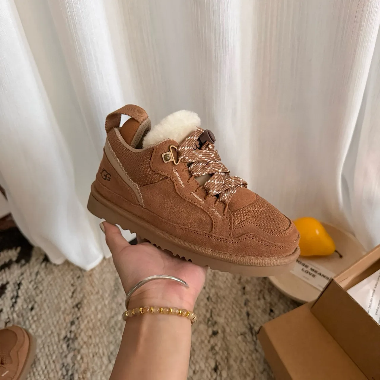 UGG Brown White Lace-Up Shearling-Lined Snow Boots 7