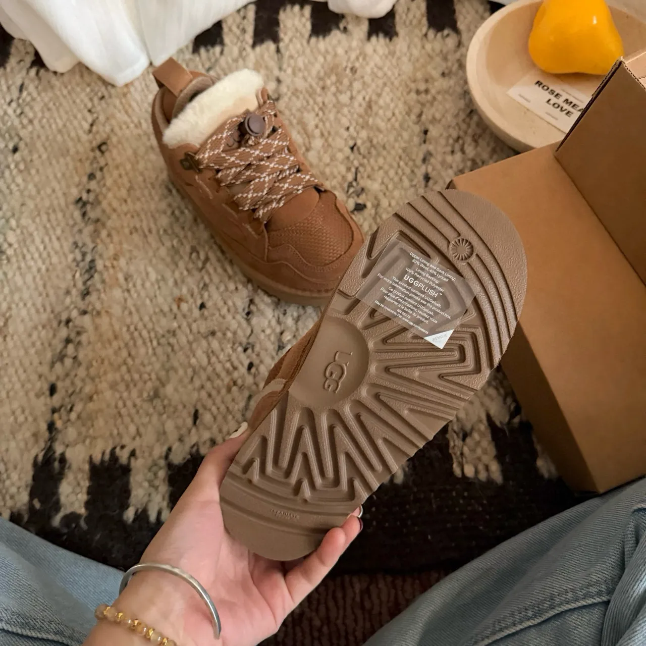 UGG Brown White Lace-Up Shearling-Lined Snow Boots 8