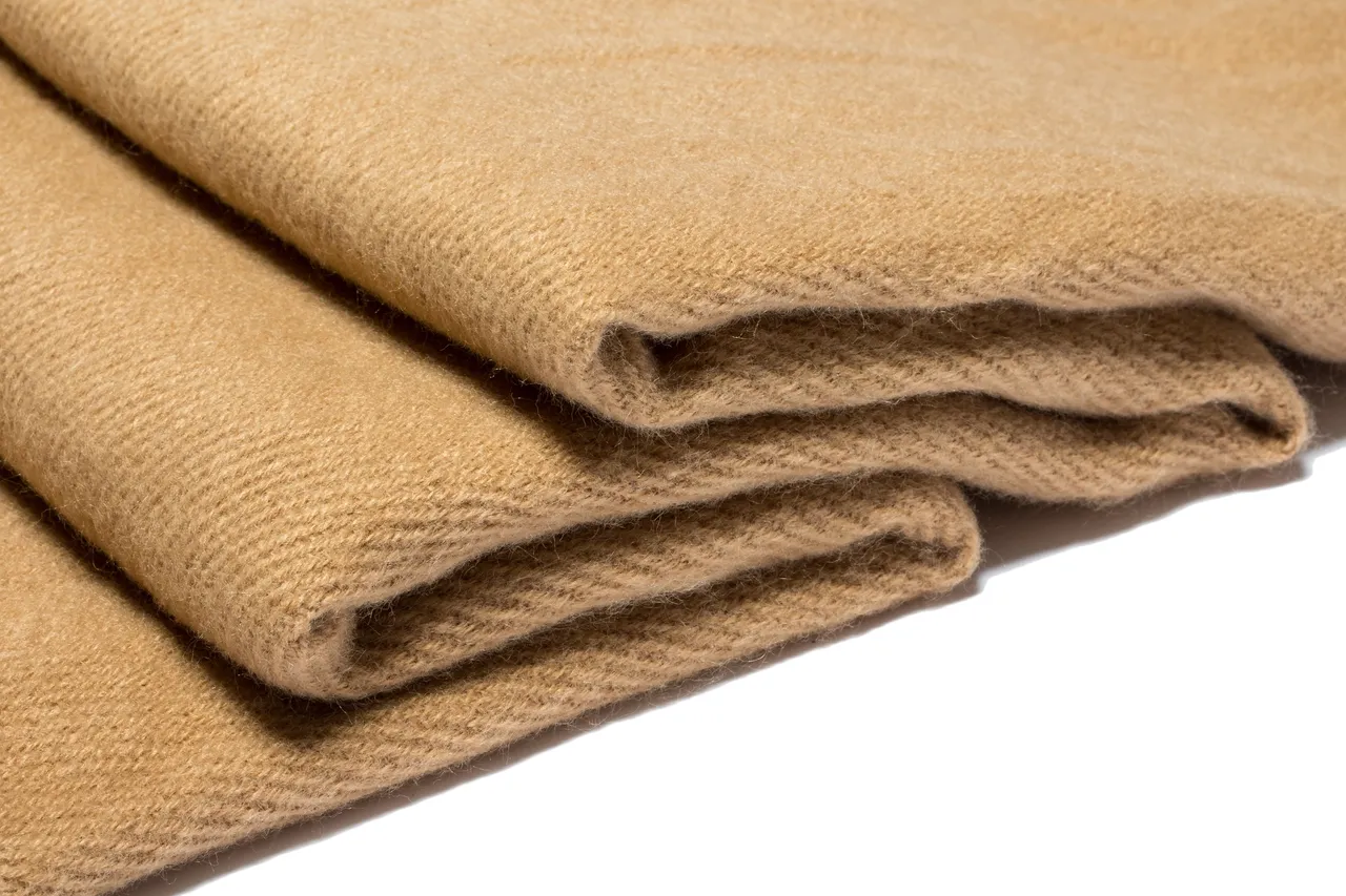 UGG Classic Beige Knitted Fringed Cashmere Scarf 9