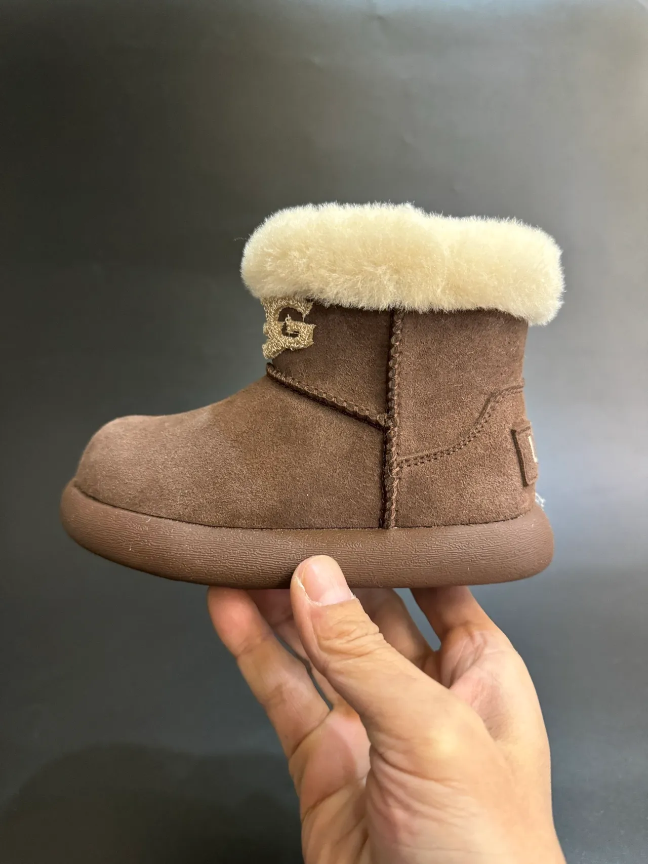 UGG Classic Mini Beige Suede Shearling Cuff Snow Boots 21