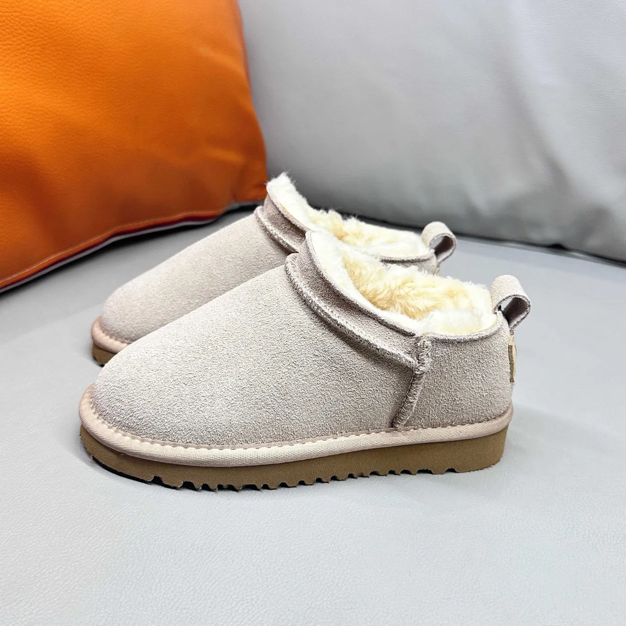 UGG Classic Short Beige Suede Shearling-Lined Snow Boots 9