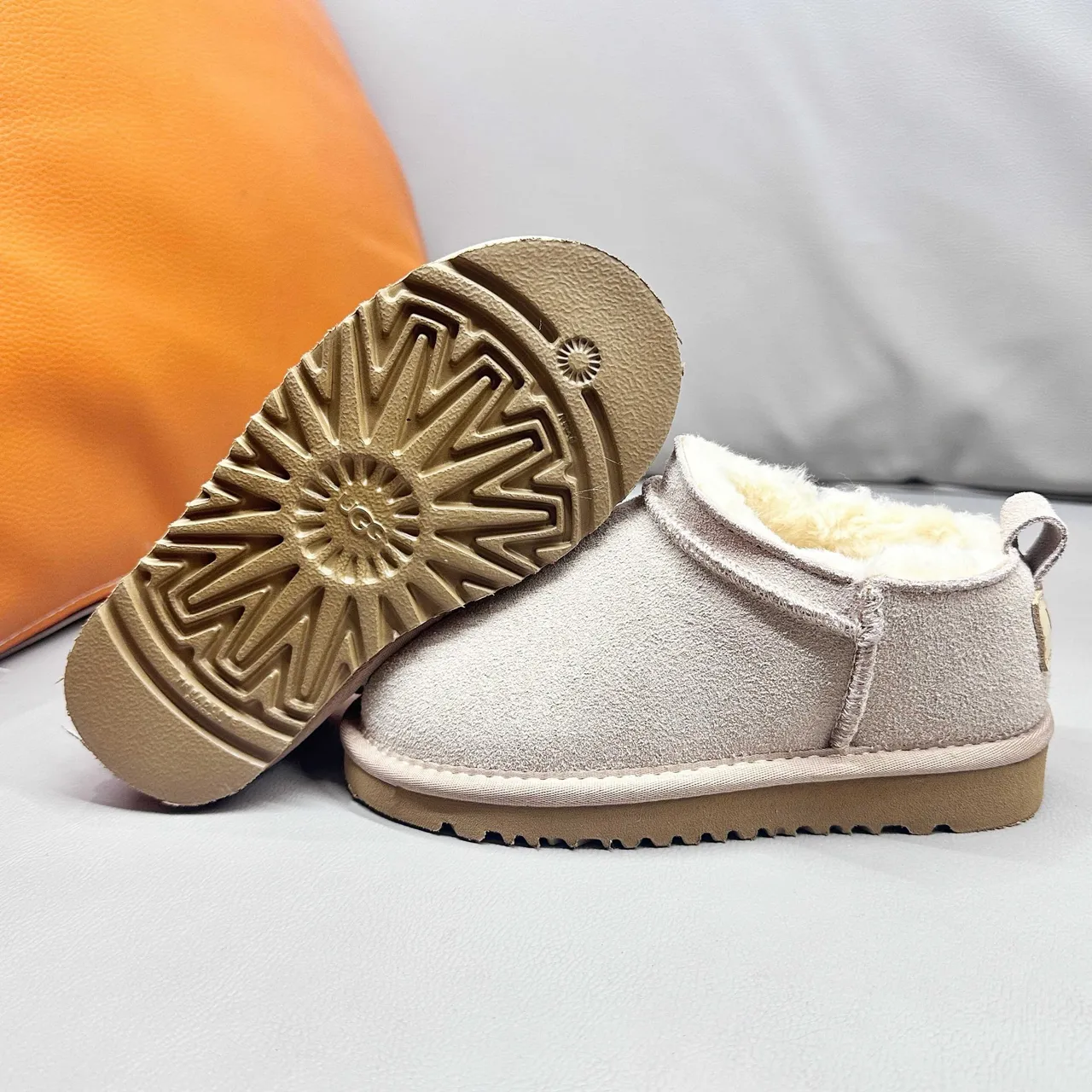UGG Classic Short Beige Suede Shearling-Lined Snow Boots 10