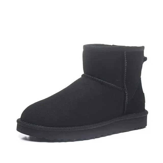 UGG Classic Short 黑色麂皮羊毛内里雪靴 4